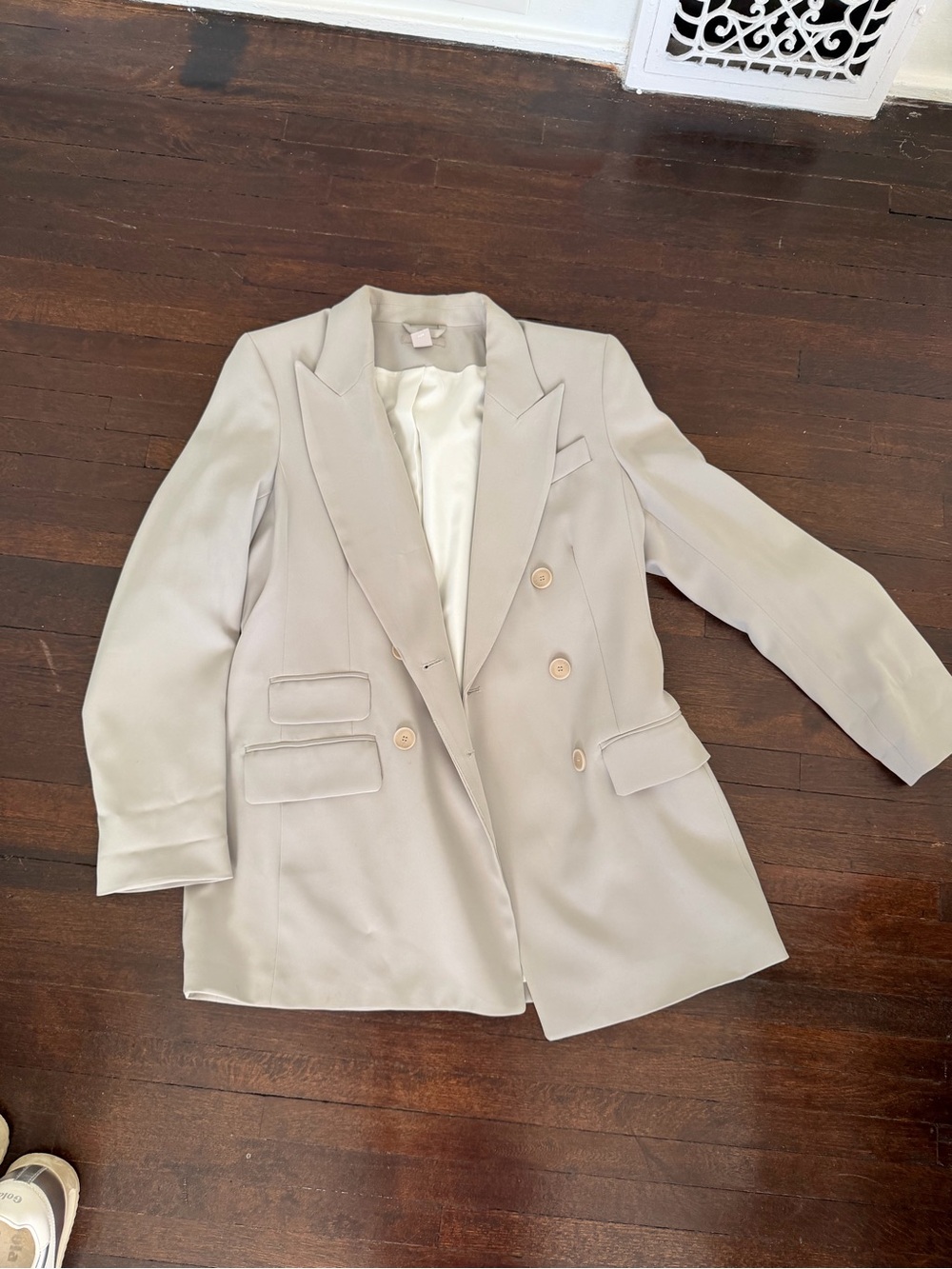 H&M Beige Double-Breasted Blazer